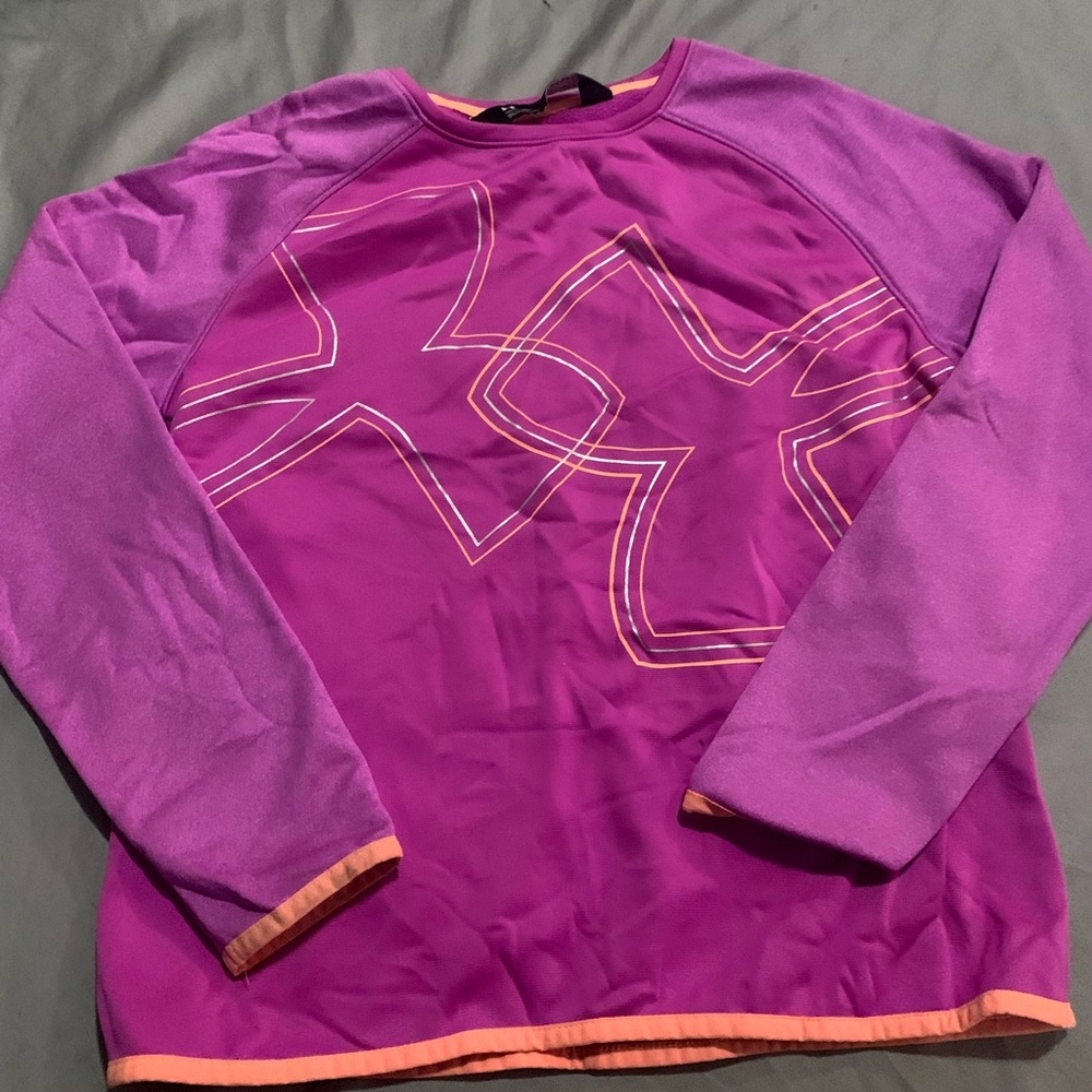 barely worn under armour sweatshirt